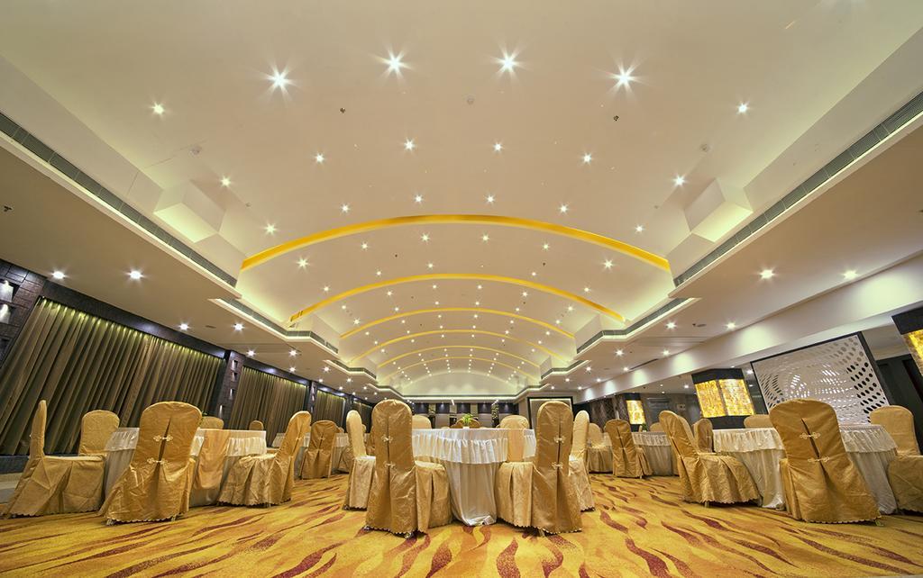 The Fern Residency Kolkata Hotel Bagian luar foto