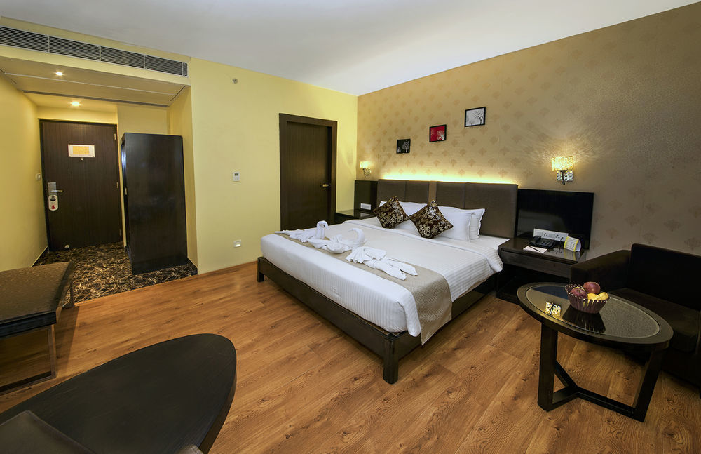 The Fern Residency Kolkata Hotel Bagian luar foto
